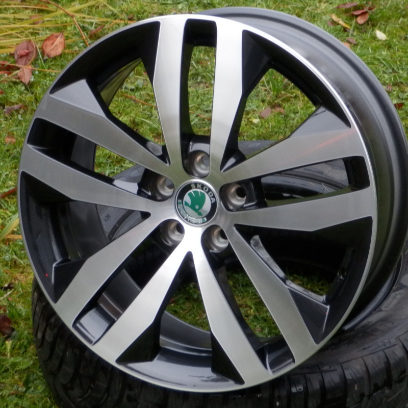 ŠKODA GIGARO FABIA II RS ŠKODA GIGARO FABIA II RS